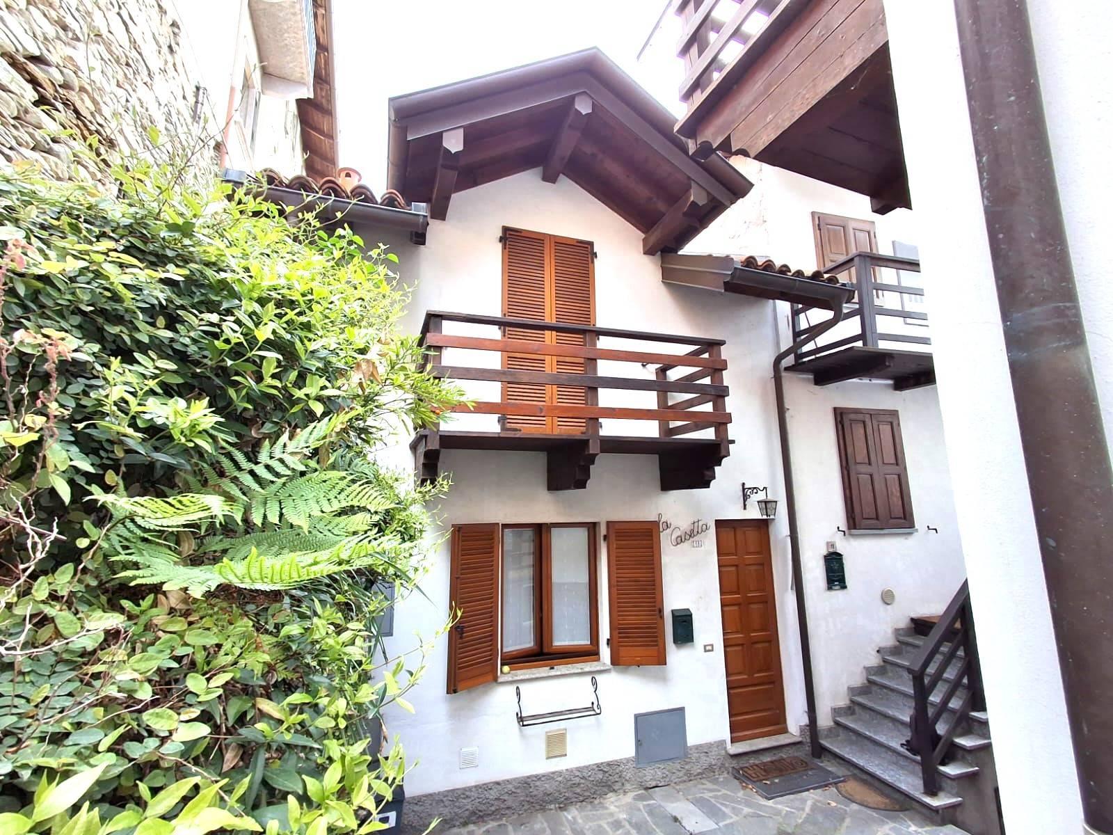Casa indipendente in Vicolo dei Vicoli, Ghiffa