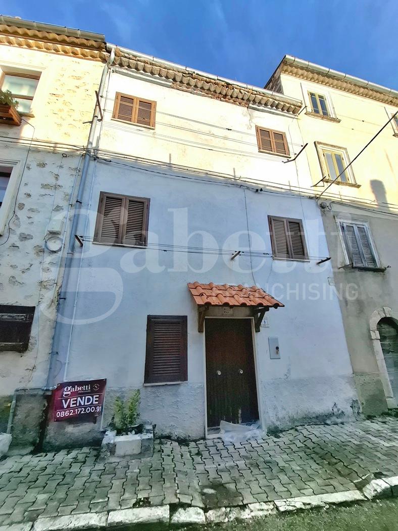 Casa indipendente in Via Franco Nusca 8, Rocca di Mezzo