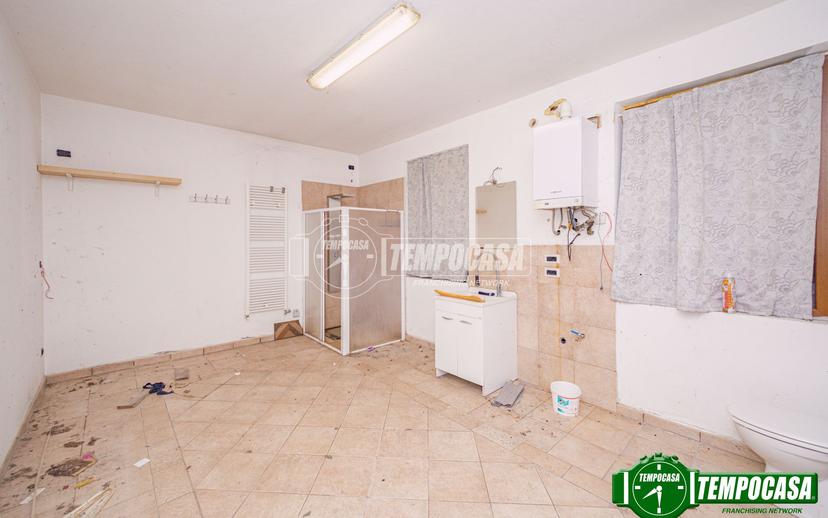 Rustico in Viale della Resistenza, Bressana Bottarone — foto 2 di 5