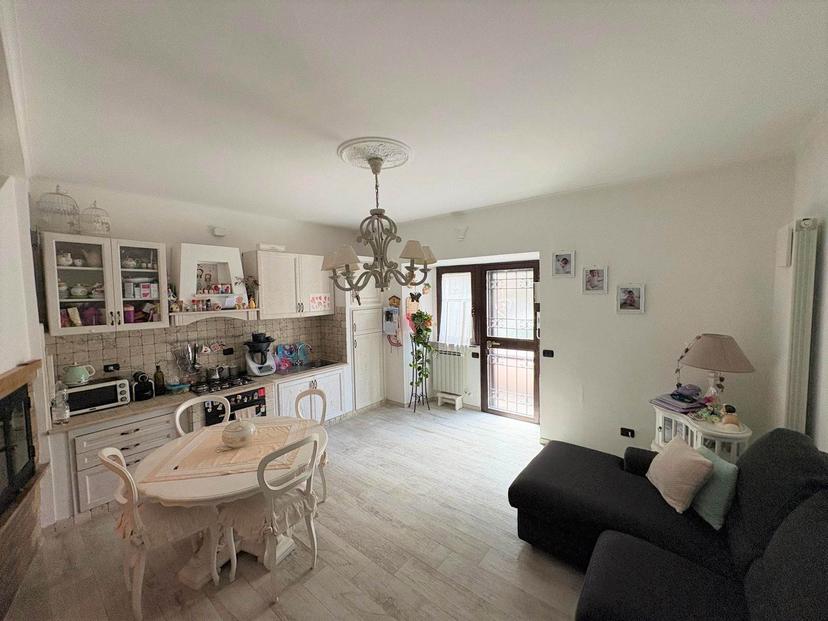 Casa indipendente in Via Umbria, Viterbo — foto 5 di 5