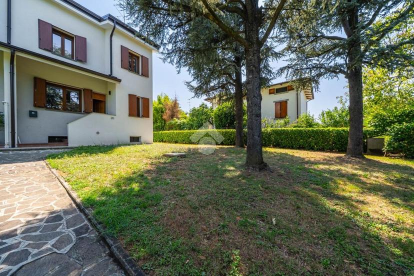 Villa a schiera in Via Antica 20, Reggio nell'Emilia