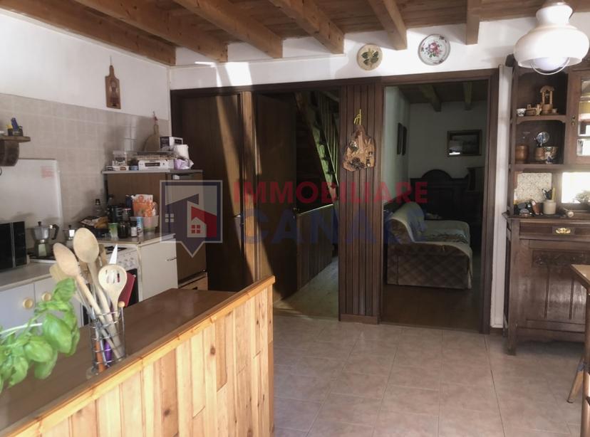 Villa a schiera in Contrà Vanzi, 21 Laghi (VI), Laghi — foto 3 di 5