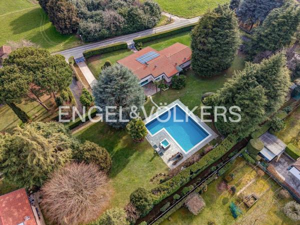 Villa, Erba