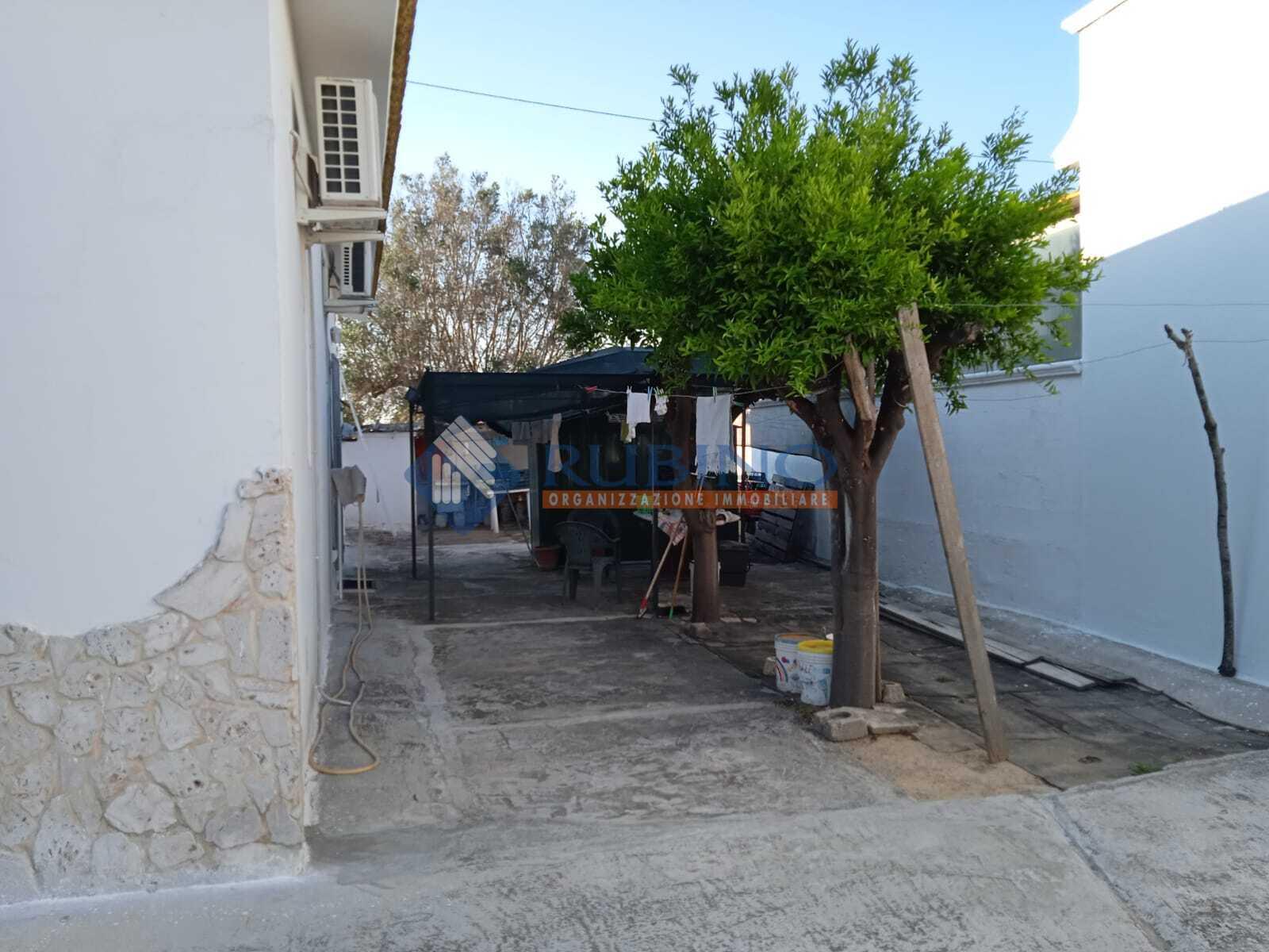 Villa in Via Foggia 28, Latiano