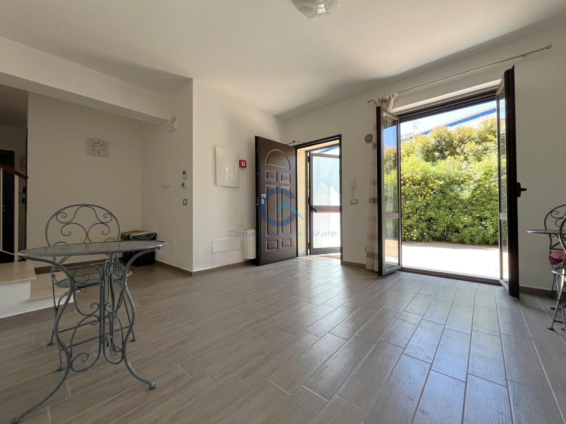 Villa a schiera in Viale Nausicaa 111, Borgia