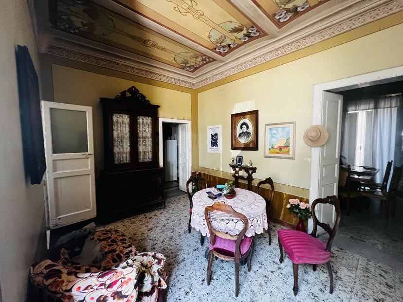 Appartamento in Via Marcello Salomone, Pizzo