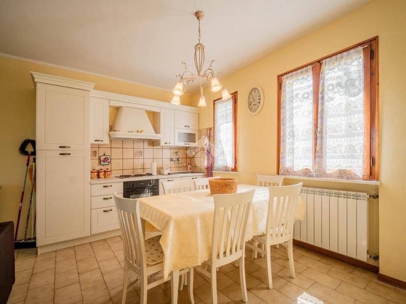 Trilocale in Via per Minozzo, Villa Minozzo — foto 4 di 5