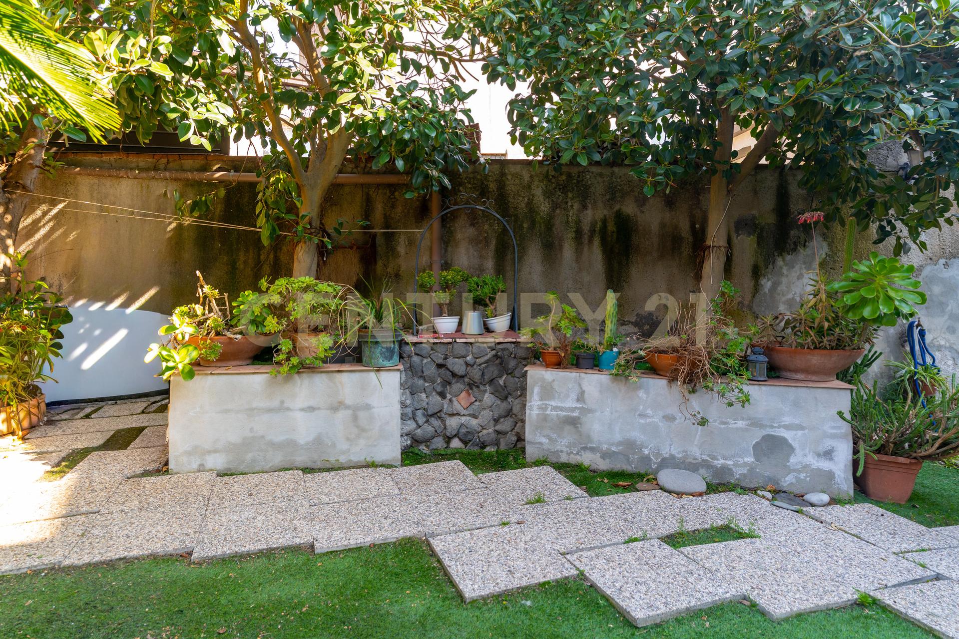 Casa indipendente in Via Etnea 419, Tremestieri Etneo