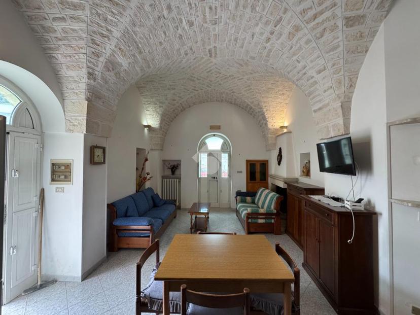 Casa indipendente in Piazza Sacro Cuore, Cisternino — foto 2 di 5