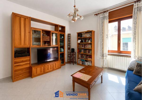 Trilocale in Via Giobatta Cuneo 1, Savona