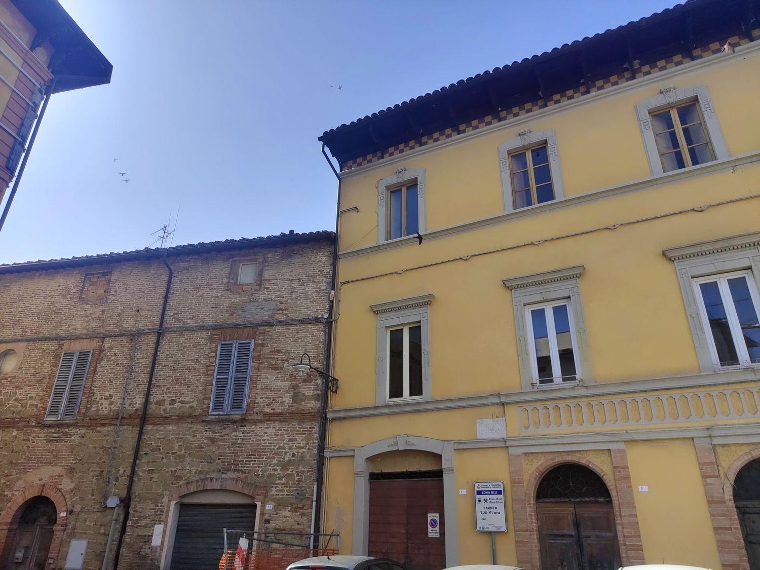 Casa indipendente in Giuseppe Mazzini, Tolentino