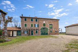 Casa indipendente, Carpi