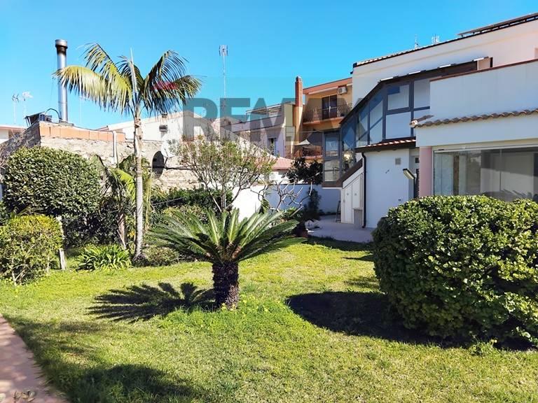 Villa in Via della Capanna, Furnari — foto 3 di 5