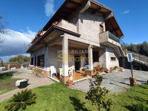 Villa bifamiliare in Via Cavaliere Bosco 202, Santa Maria di Licodia — foto 2 di 5