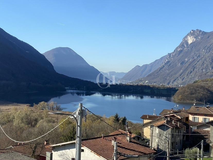 Villa unifamiliare in Via Bosco Impero, Carlazzo — foto 4 di 5