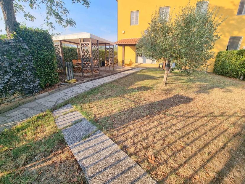 Trilocale in Via San Piero in Mercato, Montespertoli — foto 2 di 5
