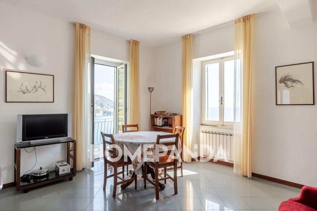 Trilocale in Via Lardarina 6, Vernazza