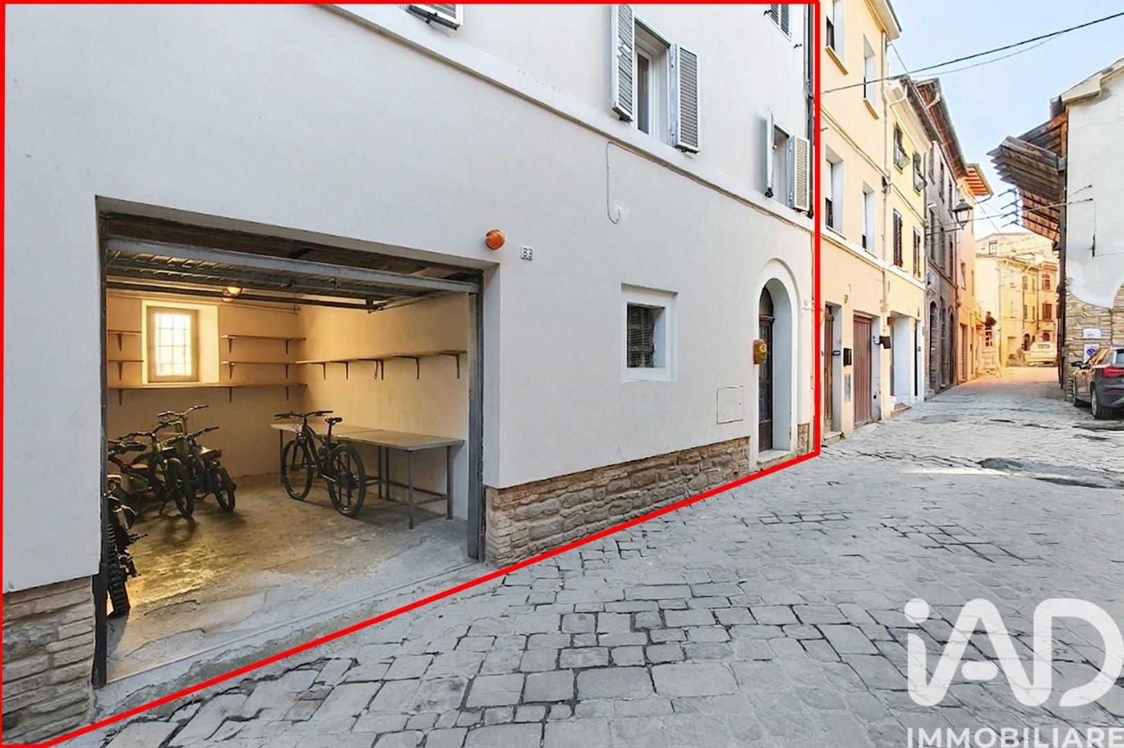 Casa indipendente in Via Montecavallo 35, Tolentino