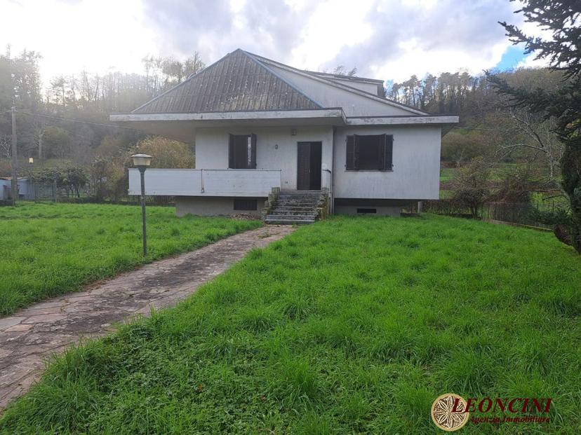Villa in Via Teglia 1, Pontremoli — foto 4 di 5