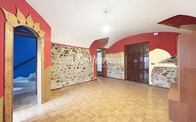 Casa indipendente in Via Vittorio Bottego, Alice Castello — foto 5 di 5