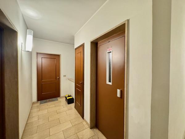 Appartamento in Piazza Ferdinando Avogadro di Collobiano 6, Vigliano Biellese
