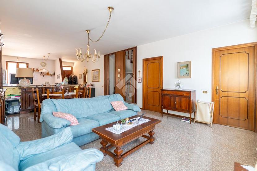Villa in Via Frassini 19, Villafranca di Verona — foto 4 di 5