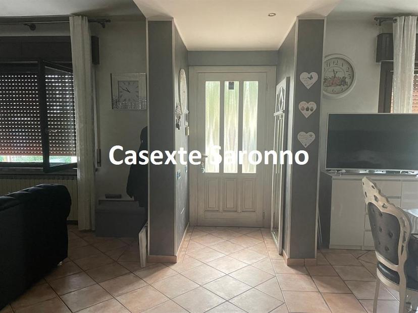 Quadrilocale in Via Adige, Cassano Magnago — foto 2 di 5