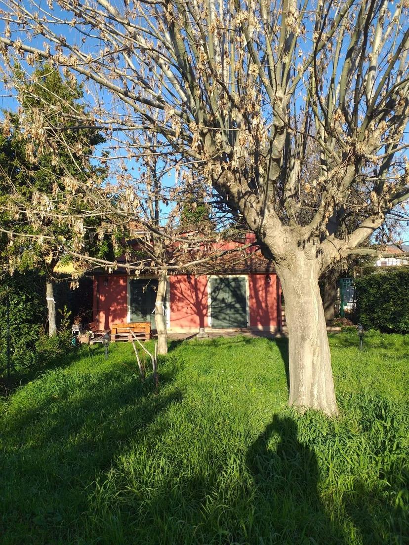 Villa, Santo Stefano di Magra