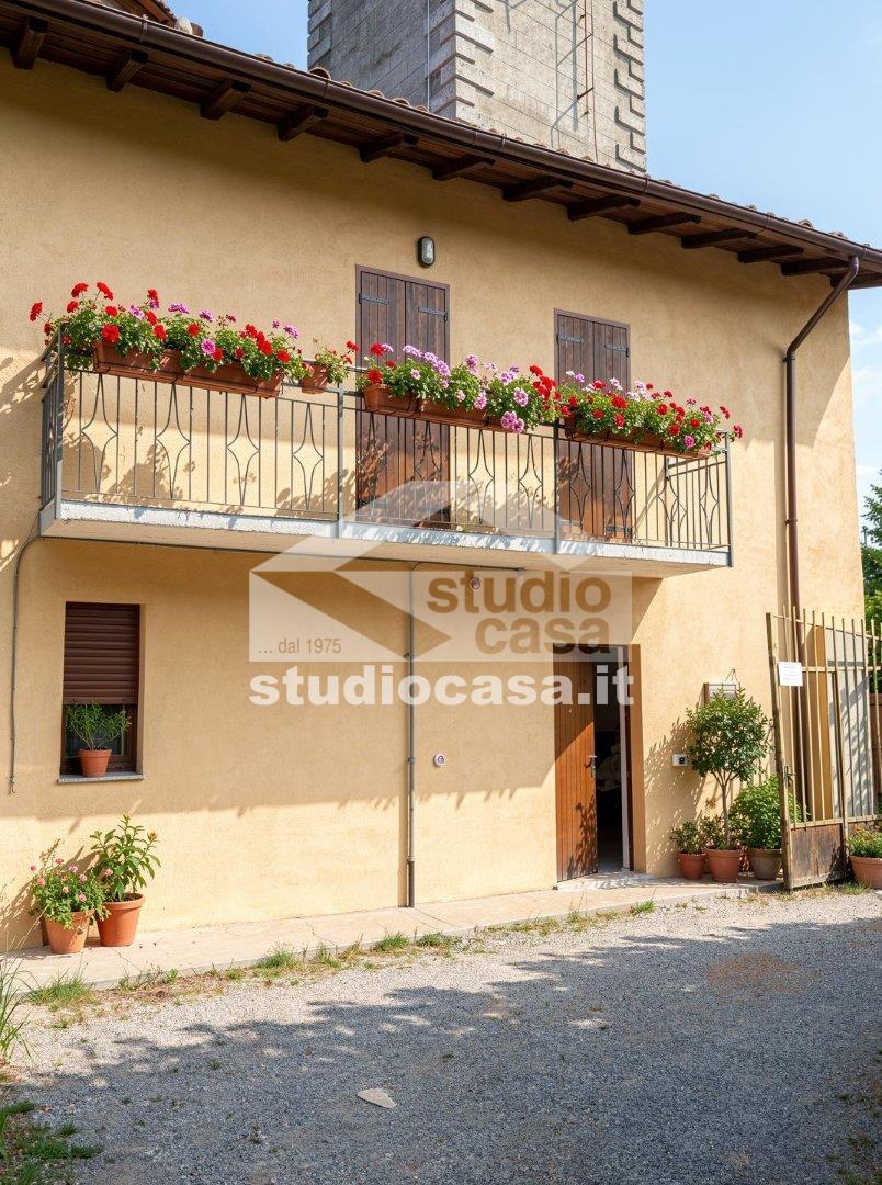 Casa indipendente in Via Fornace, Mornico al Serio