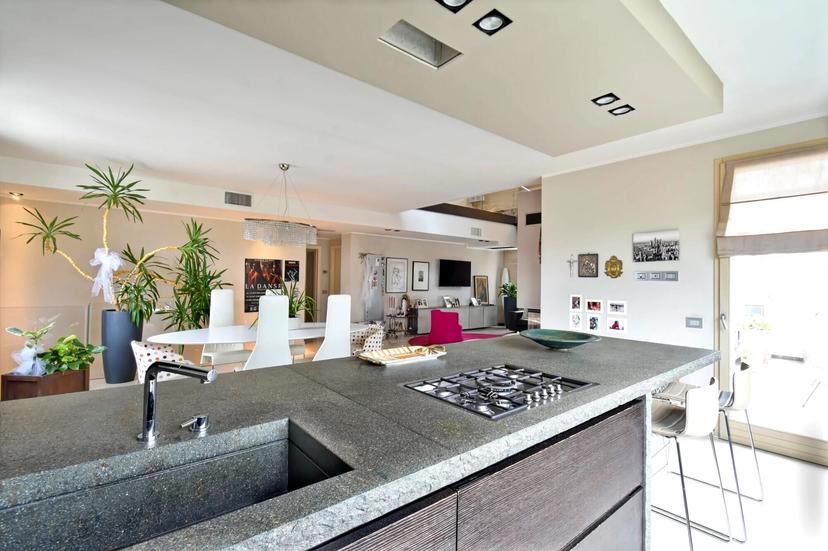 Villa unifamiliare in Via Veclezio, Forlì — foto 3 di 5