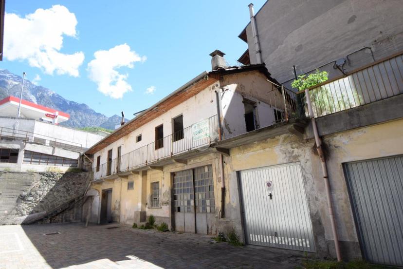 Casa indipendente in Viale Piemonte, Saint-Vincent — foto 3 di 5