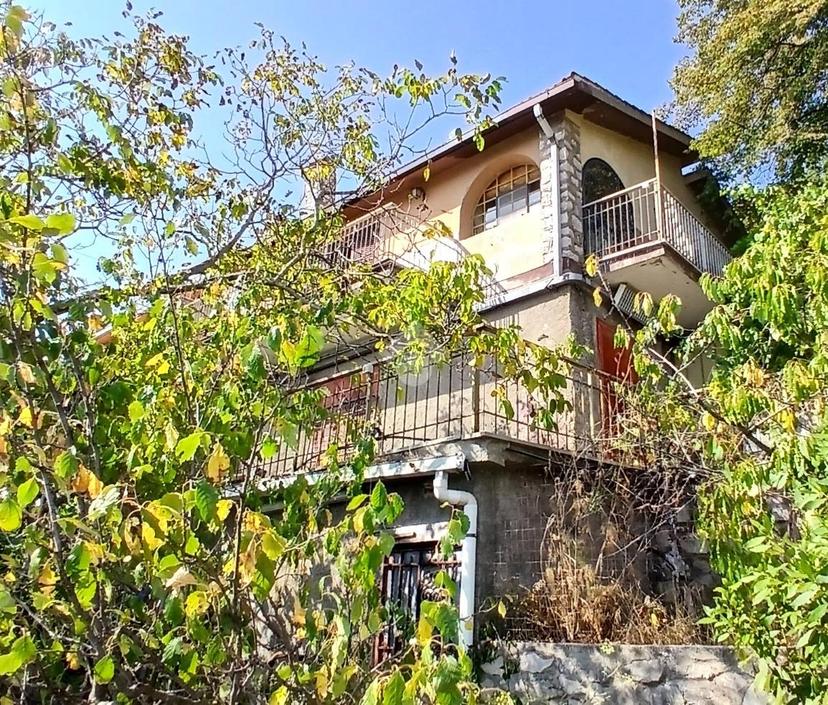 Villa in Via delle Ginestre 3, Serrone — foto 4 di 5