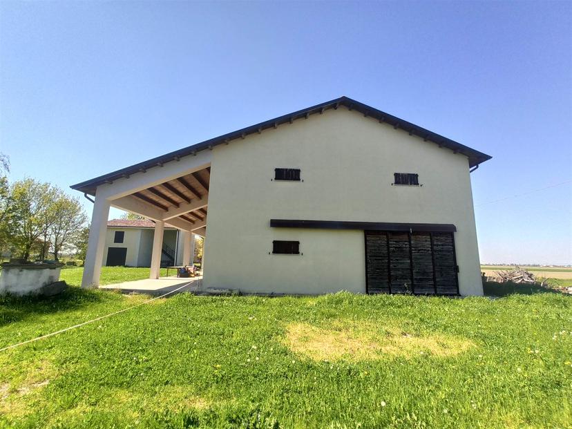 Casa indipendente in Via delle Valli, Mirandola — foto 5 di 5