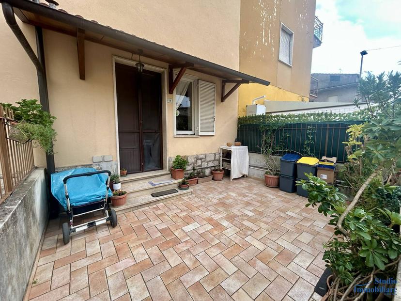 Casa indipendente in Via Giovanni Lanza 11, Fondi — foto 3 di 5