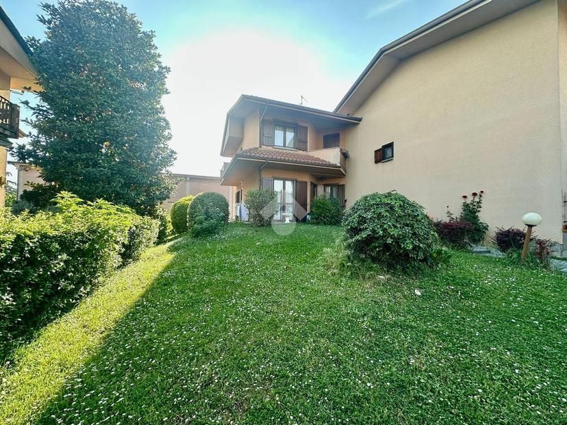 Villa in Via Locatelli 64, Martinengo — foto 5 di 5