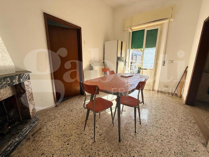 Casa indipendente in Viale della Repubblica   132, Santa Maria a Monte — foto 2 di 5
