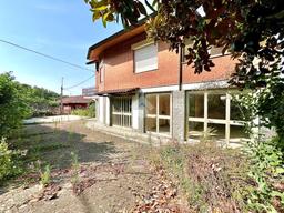 Casa indipendente in Strada San Dionigi 9, Montechiaro d'Asti