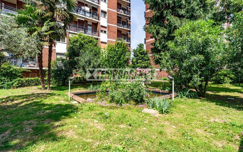 Trilocale in Via Monviso 122, Garbagnate Milanese — foto 2 di 5