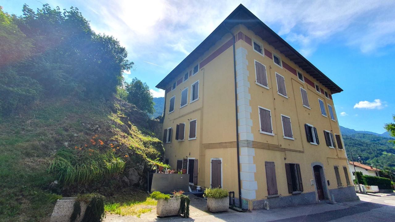 Bilocale in Via Brescia, Sella Giudicarie