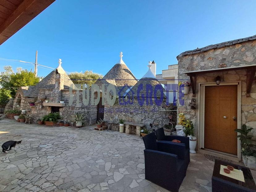 Trullo in S.C. Pozzo Stramazzo  5, Castellana Grotte — foto 5 di 5