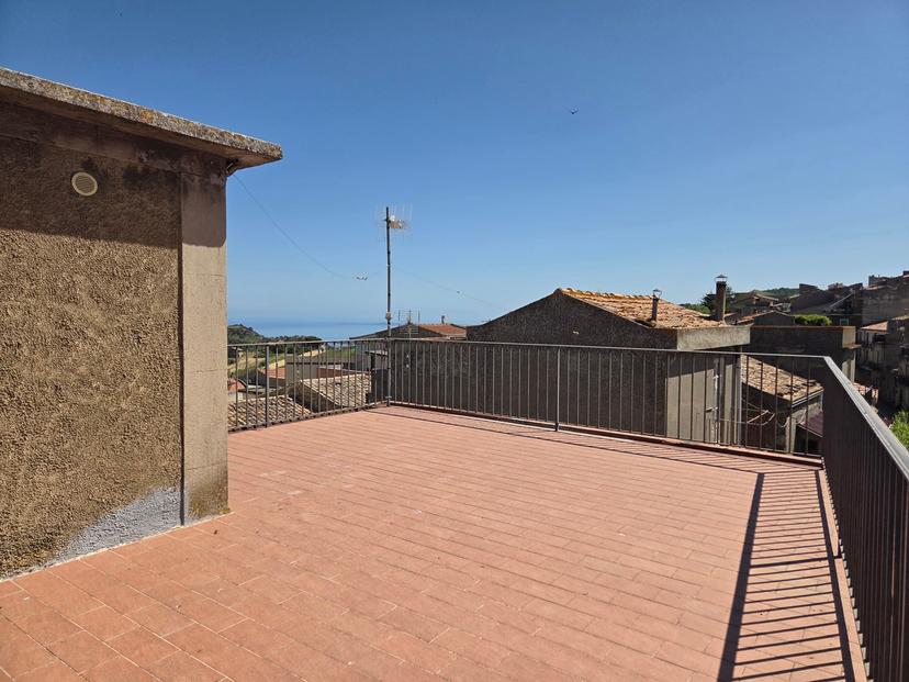 Casa indipendente in Via Vittorio Emanuele III 169 , Basicò — foto 2 di 5