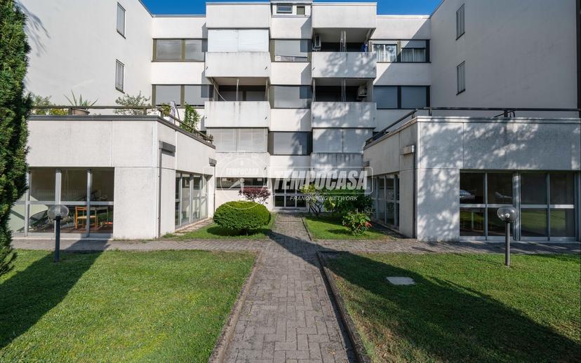 Quadrilocale in Via dei Glicini, Reggio nell'Emilia