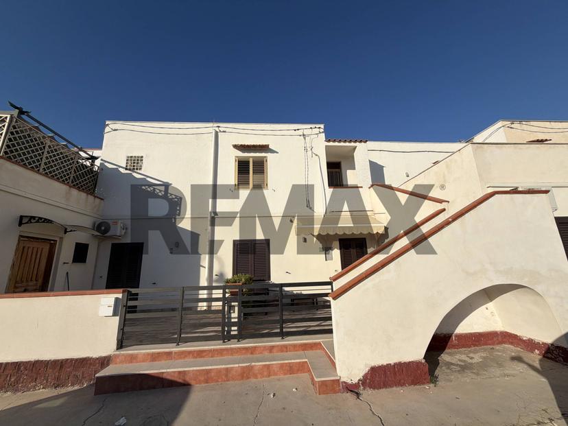 Casa indipendente in Piazza del Mediterraneo 16, Terrasini
