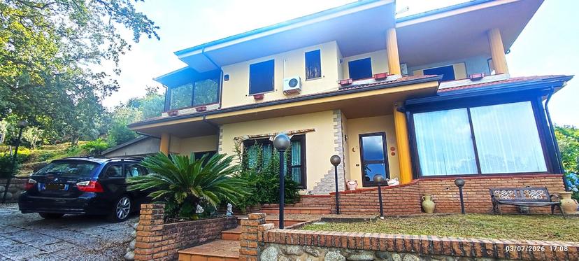 Villa in Localita' Mulucchini   Snc, Amaroni — foto 4 di 5