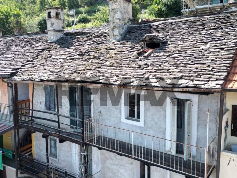 Quadrilocale in Rione Cadevecchio 78, Oggebbio — foto 3 di 5