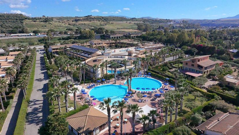 Villa a schiera in Via delle Tribune della Targa Florio, Campofelice di Roccella — foto 5 di 5