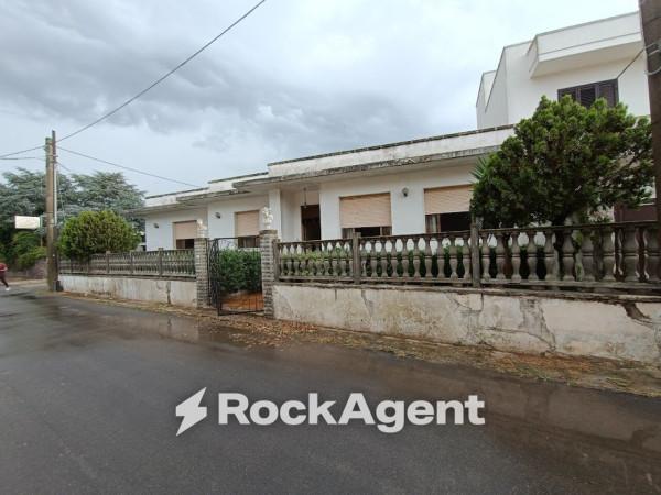 Villa in Via Marcinelle Ang. l. da Vinci, Salice Salentino — foto 5 di 5