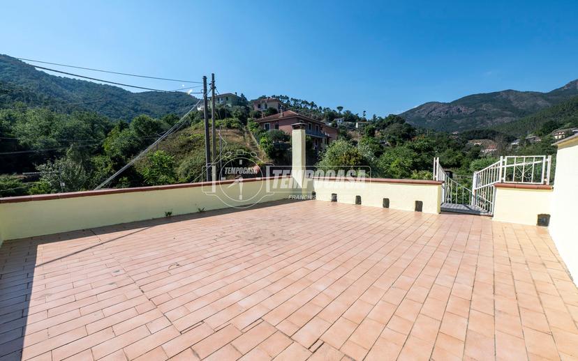 Trilocale in Via Barletti, Casarza Ligure — foto 4 di 5