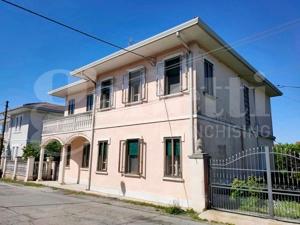 Casa indipendente, Taglio di Po — foto 2 di 5
