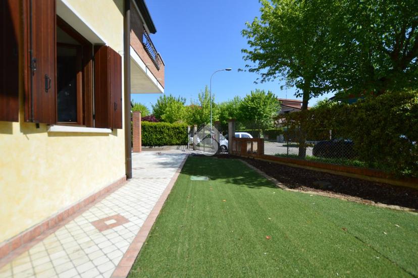 Villa in Via Madame Curie, Eraclea — foto 5 di 5